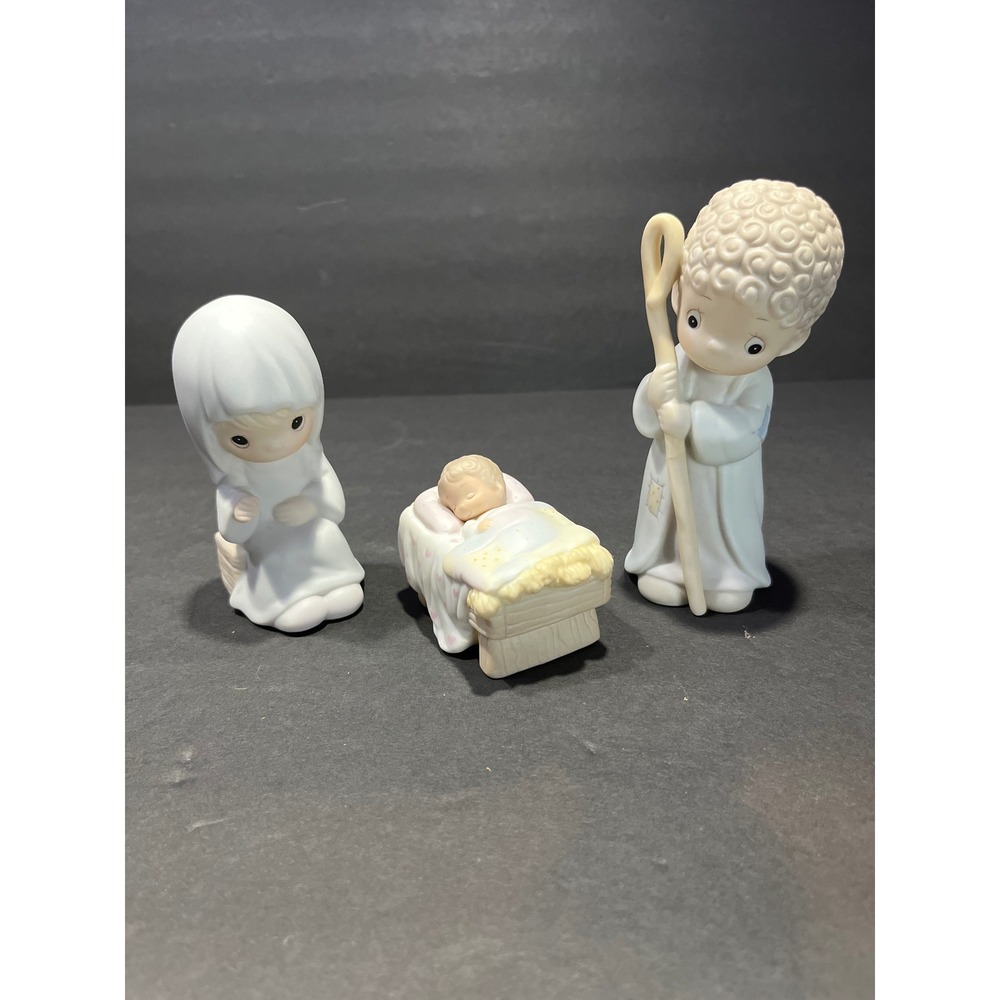 Precious Moments The Nativity 3 Piece Set Porcelain Bisque Mary Joseph Jesus Box